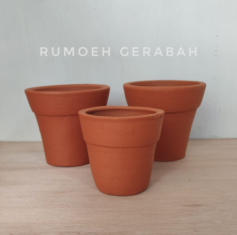 Pot Bunga Gerabah | Tanah Liat