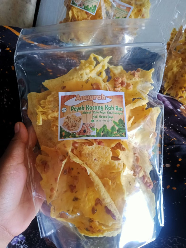 Peyek Kacang Kak Ros
